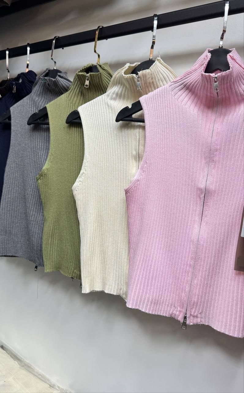 трикотажный жилет,жилет с воротником,женский вязаный жилет,кофта женская,вязаный жилет