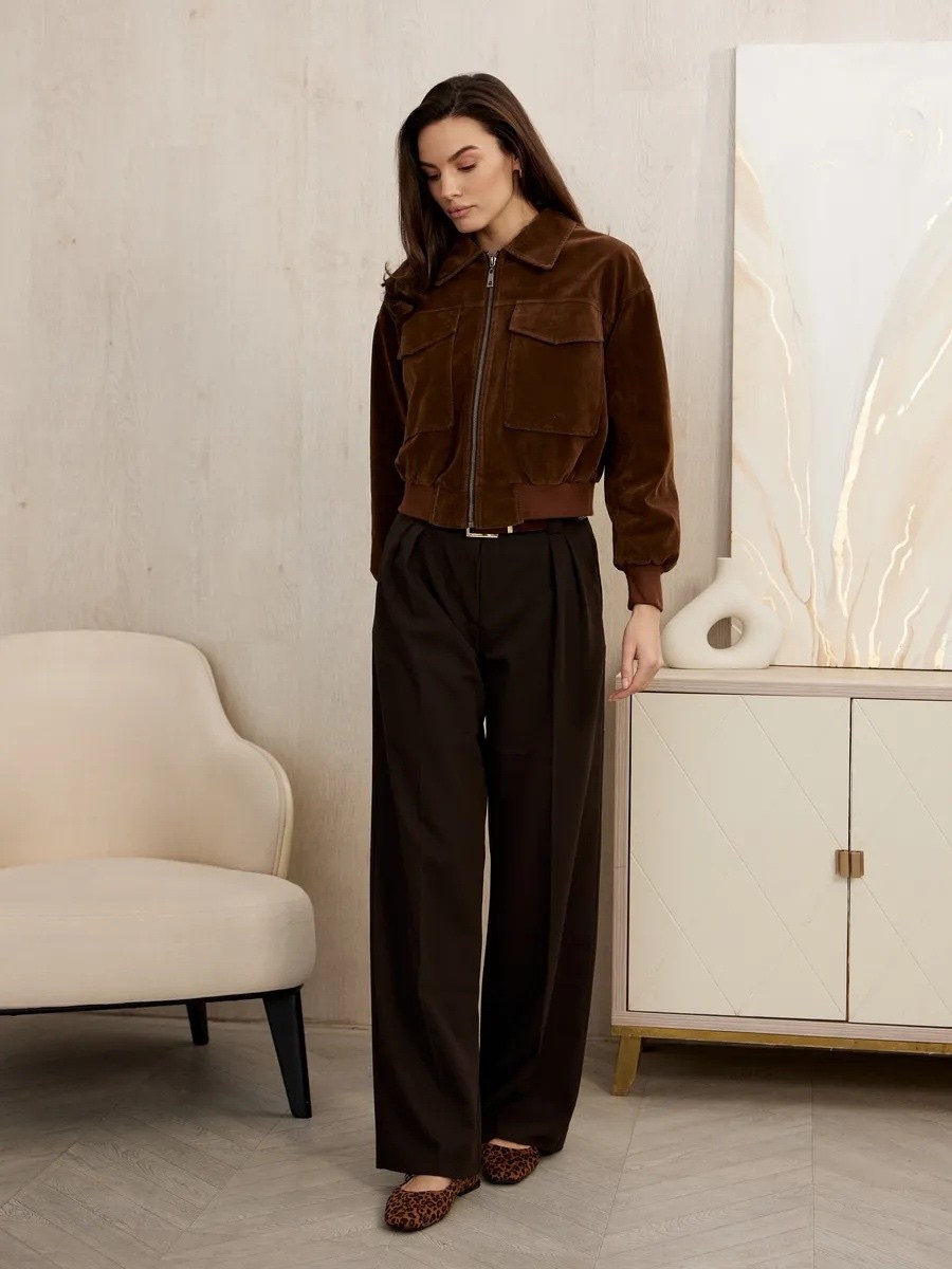 замшевая куртка,бомбер из экозамши,женская куртка бомбер из эко замши коричневого цвета,куртка из экозамши,куртка бомбер замшевая