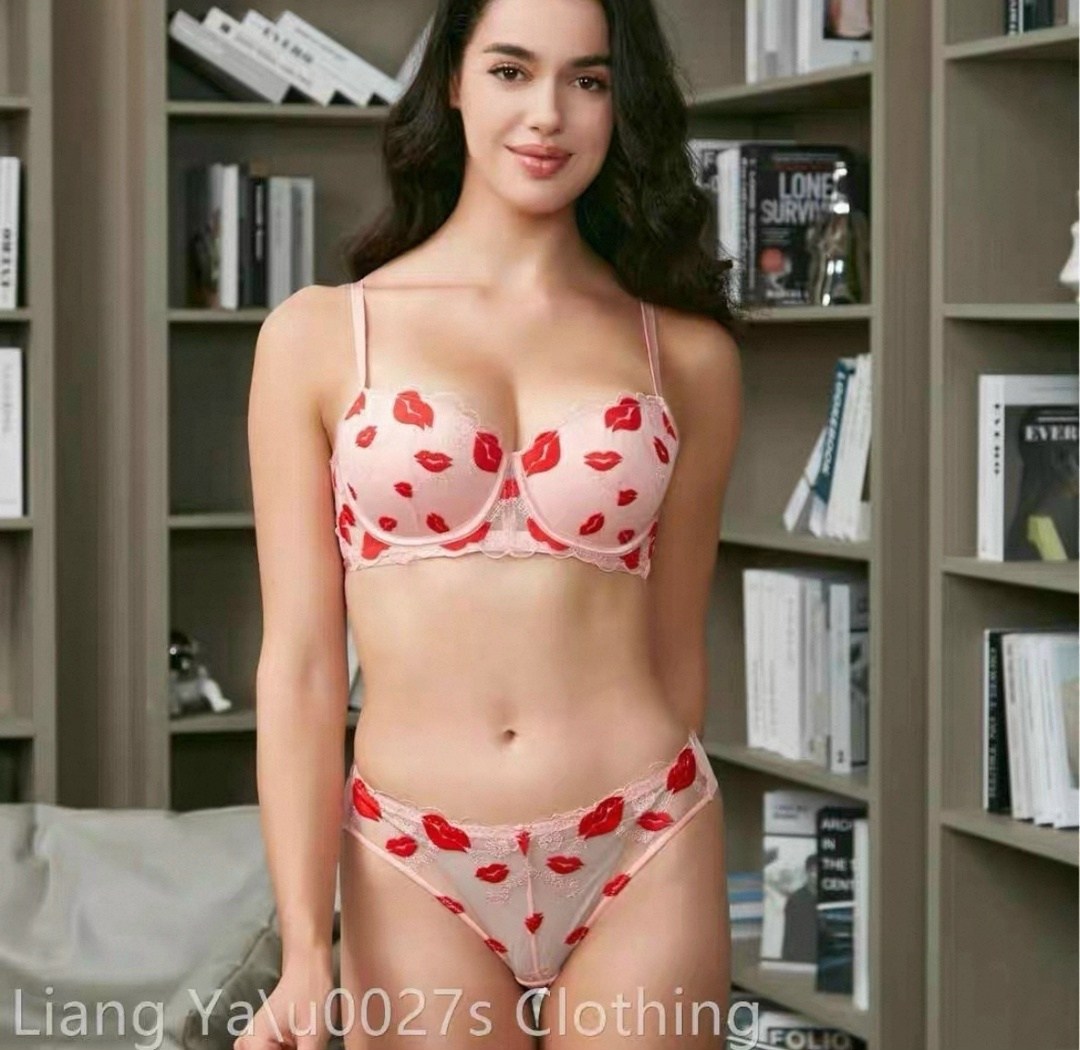 комплект нижнего белья,комплект женского нижнего белья,женское нижнее белье,нижнее белье красное,комплект сексуальный нижнее белье