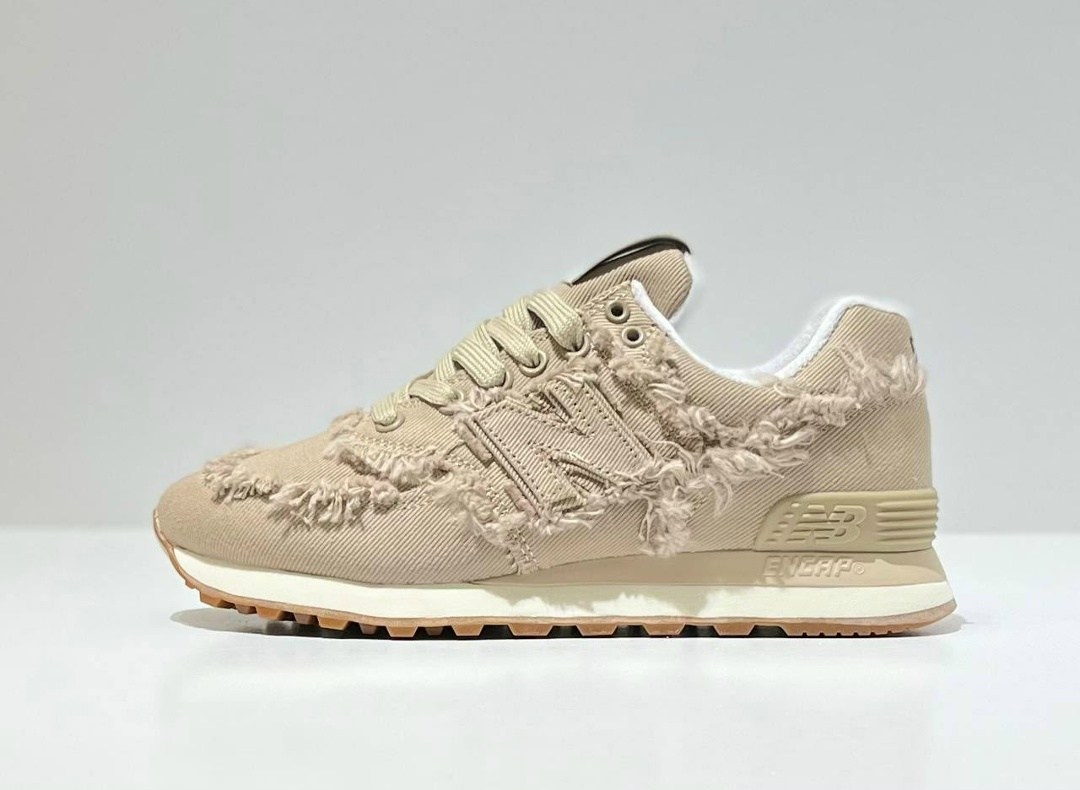 new balance miu miu кроссовки,new balance miu miu,кроссовки new balance 574,кроссовки miu miu,new balance x miu miu