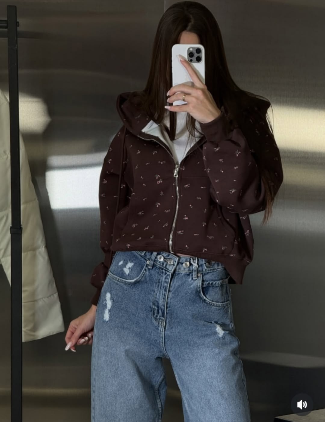 костюм спортивный,костюм спортивный женский,спортивный костюм со стразами,женский костюм,костюм