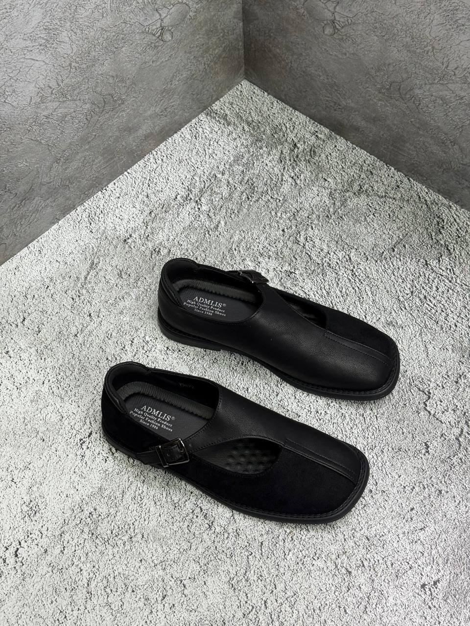 ,женская ,обуви,лоферы коричневые с ремешком замшевые,туфли женские