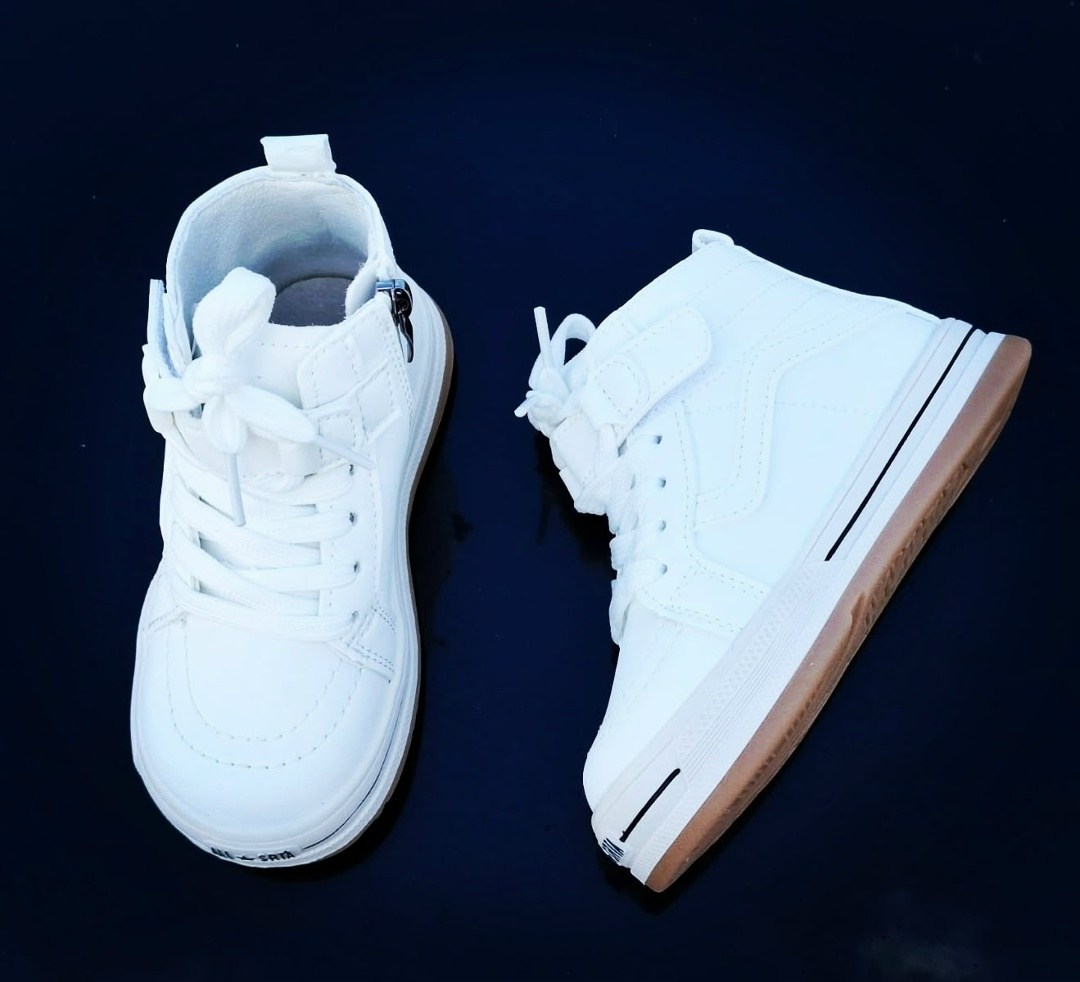 ,кроссовки мальчику,спортивная ,модная детская ,кроссовки женскиe