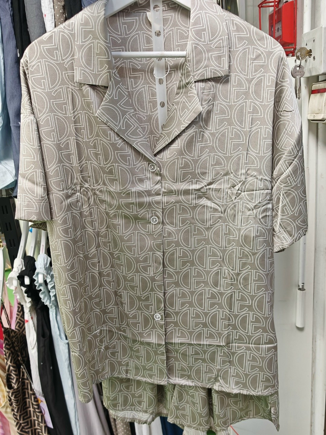 рубашка женская,женские блузки и рубашки,стильная женская рубашка,блузка женская,рубашка модная