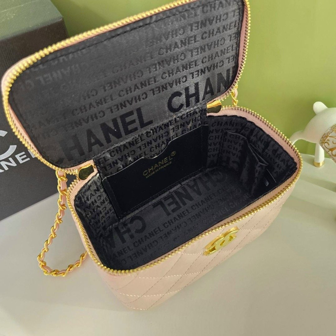 chanel сумка,сумка chanel женская,сумка на плечо chanel,косметичка chanel,сумка через плечо chanel люкс