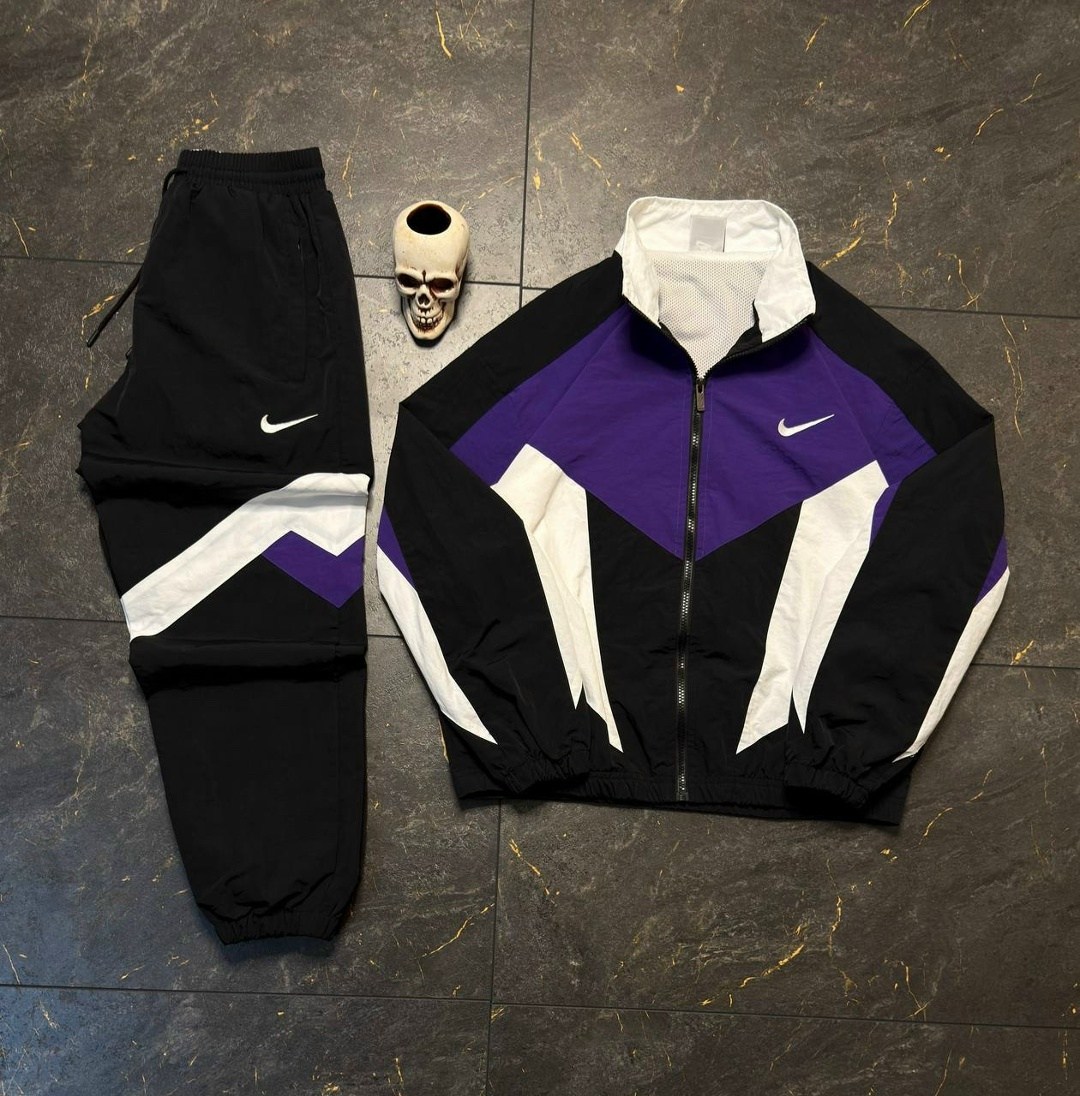ветровка nike,спортивные костюм,спортивные костюмы nike,спортивный костюм для мужчин,ветровка для мужчин