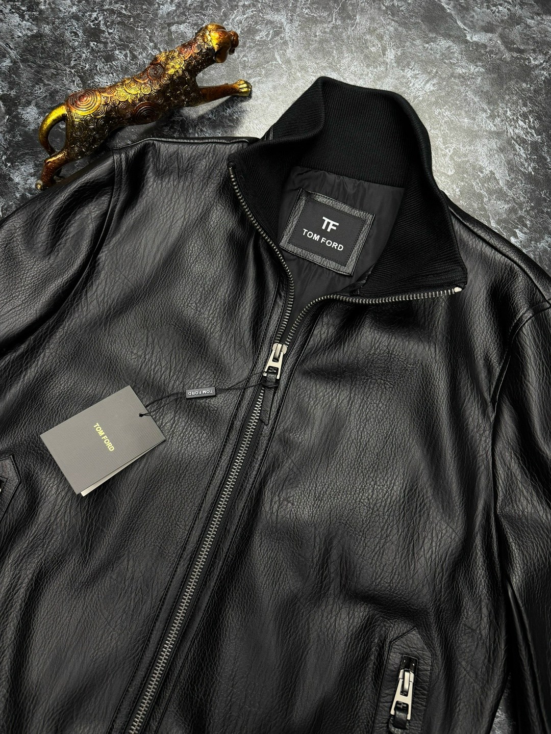 кожаная куртка,кожаная куртка мужская,кожаная куртка для мужчин,кожаная куртка мужская бомбер,зимняя кожаная куртка