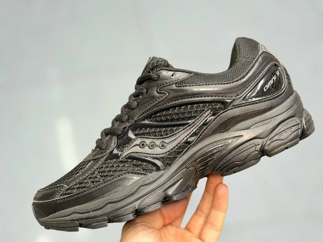 кроссовки saucony,мужские кроссовки saucony,кроссовки,повседневные кроссовки,черные кроссовки