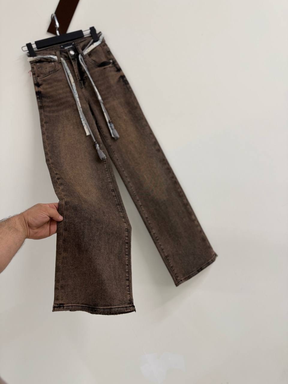 женские джинсы,джинсы широкие,джинсы повседневные,джинсы цвета мокко,джинсы