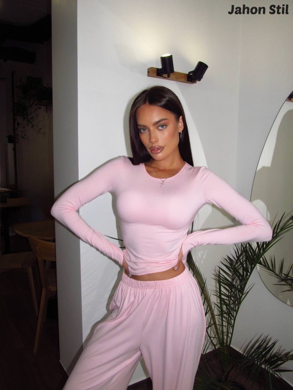 женская кофта,девушка,лонгслив женские,лонгслив miu miu,женские топы