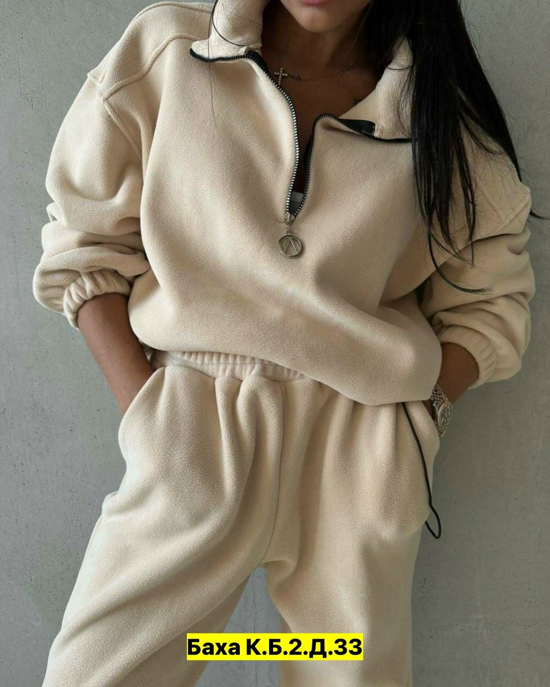 костюм женский на флисе,женский спортивный костюм на флисе,женская спортивная одежда,женский теплый спортивный костюм на флисе,костюм спортивный женский