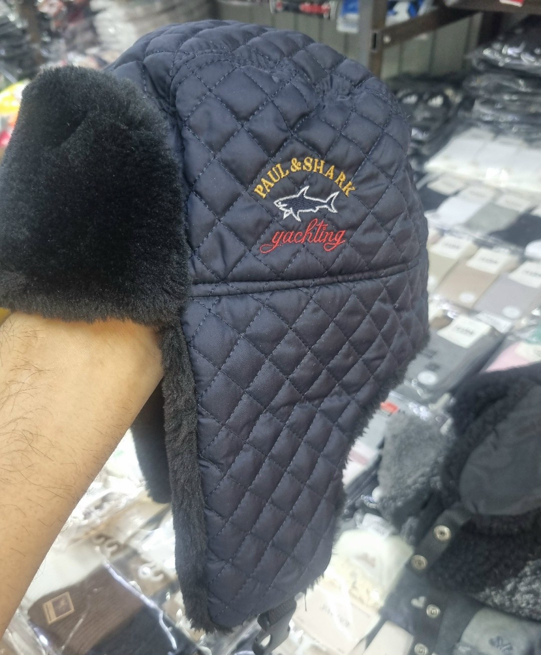 шапка-ушанка emporio armani ea7 серого цвета,шапка ушанка diesel,шапка ушанка,зимняя шапка ушанка,шапка ушанка мужская antar 236612324 черная