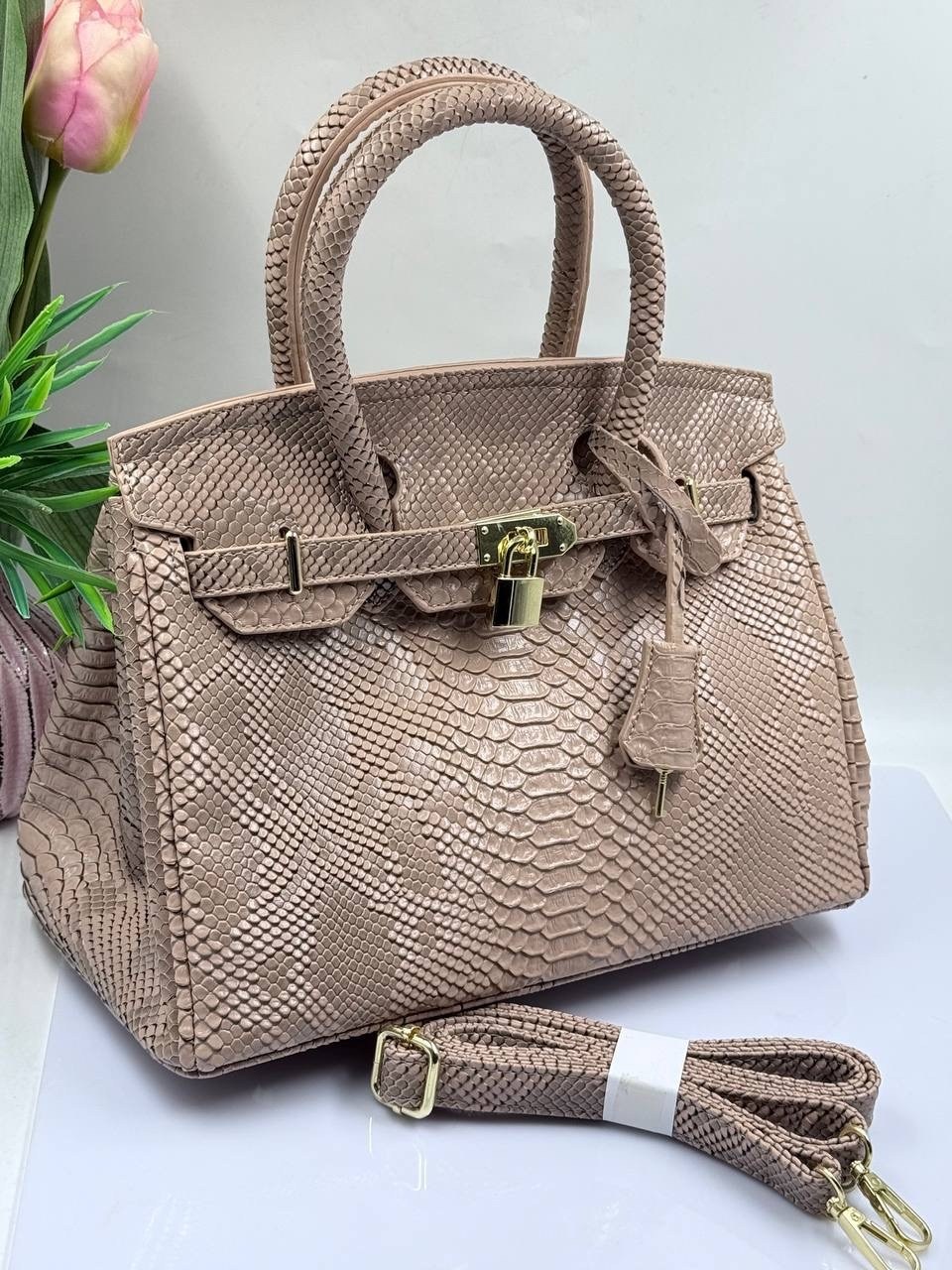 сумки,сумка hermes birkin 35 крокодиловая,сумка hermes birkin 35 с брелком лошадкой чёрный,женские сумки,сумка эрмес биркин 35см
