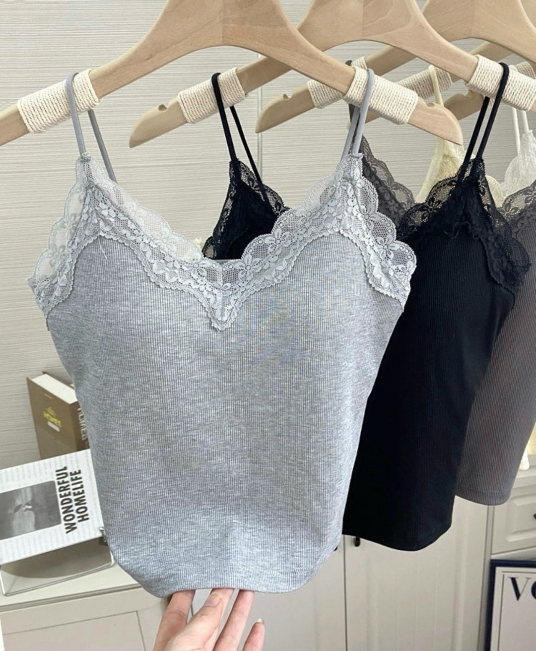 майка с кружевами,кружевной топик,кружевная майка,топ женский кружевной,майка женская кружевная