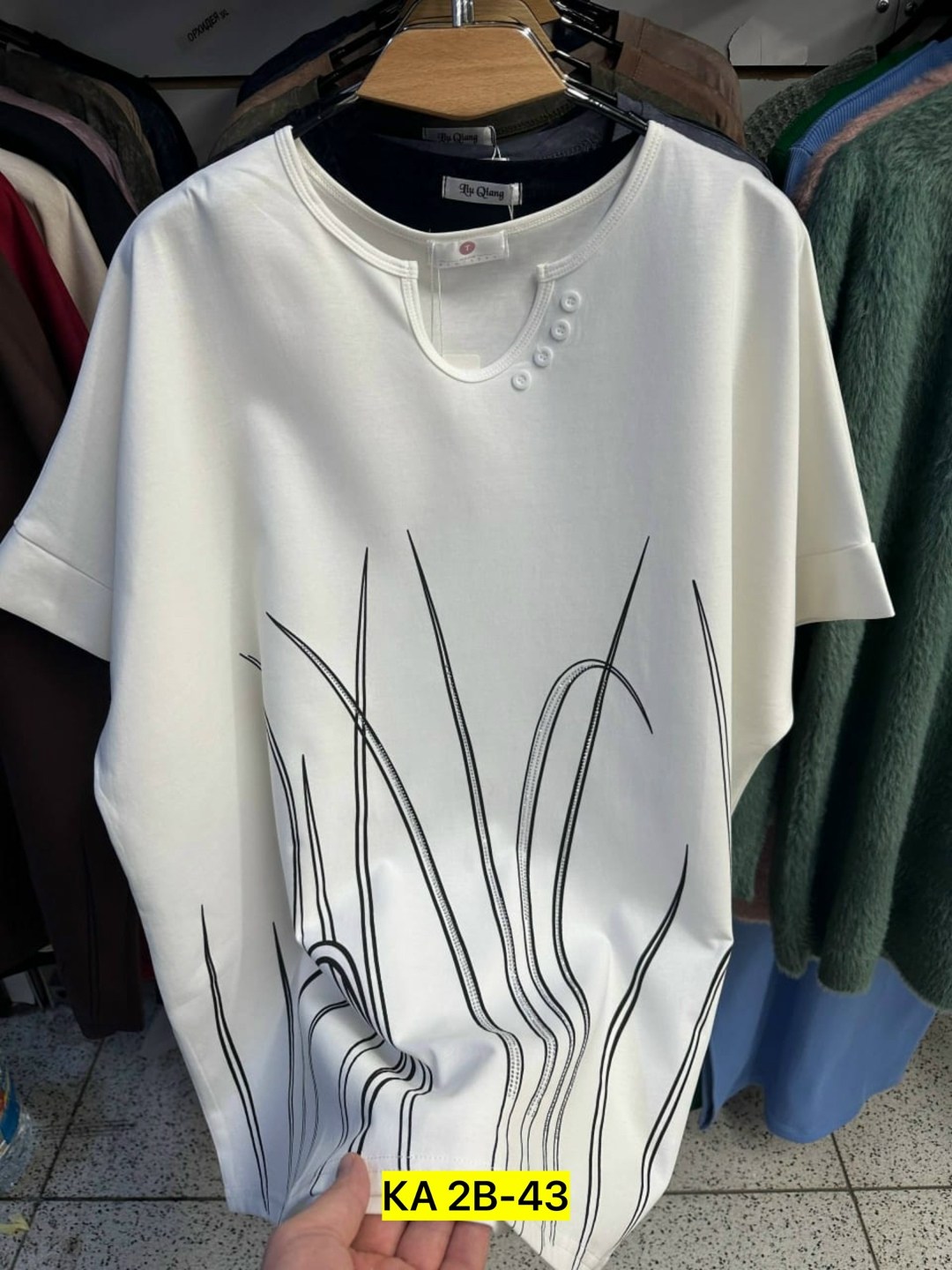 женская футболка больших размеров,футболки женская,футболка больших размеров для женщин,туника нарядная,женской одежды