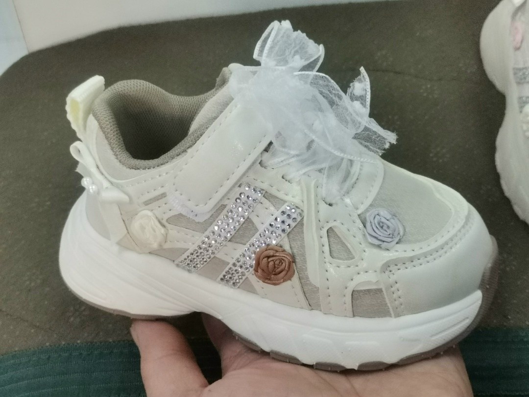 ,кроссовки для девочек,кроссовки для девочки детские,детские кроссовки,детская  для девочек