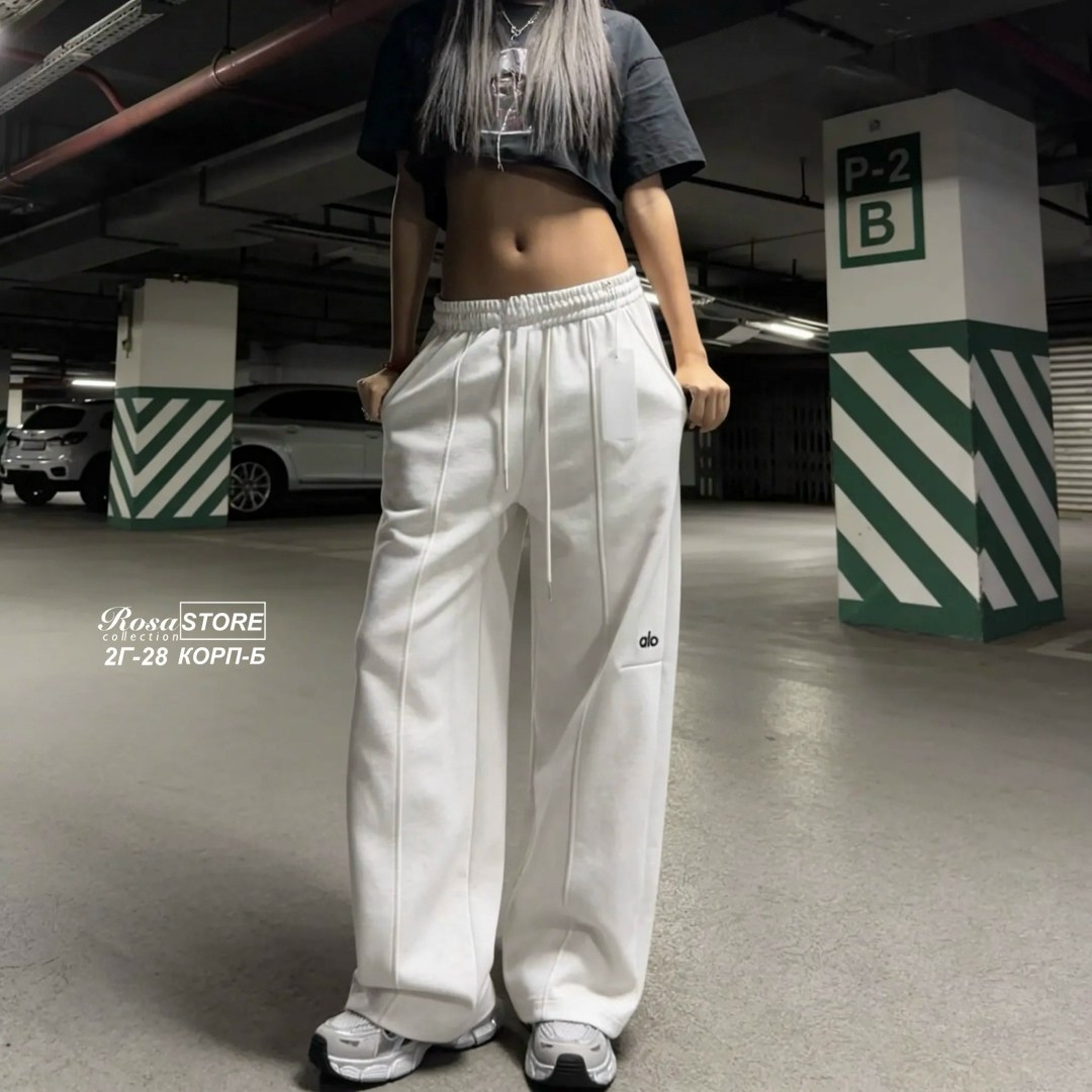 спортивные брюки,женские спортивные брюки,женские спортивные штаны,спортивные широкие штаны,штаны спортивные
