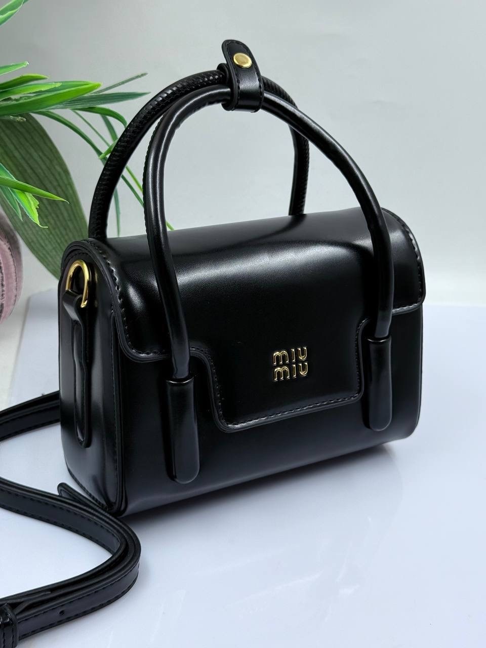 сумка miu miu,женская сумка miu miu,сумка miu miu на короткой ручке,сумка миу миу,сумка