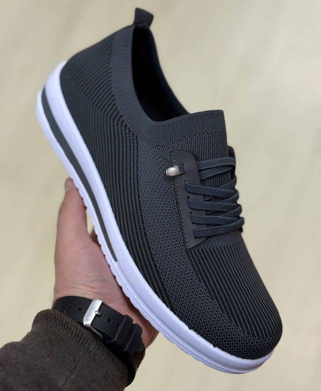 ,кроссовка мужской,мужские кроссовки,спортивная  мужская,мужская  кроссовки