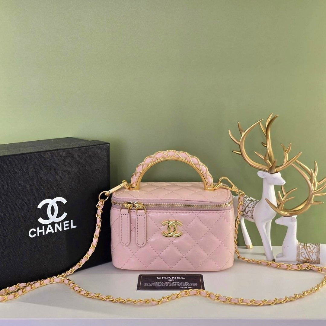 chanel сумка,сумка chanel женская,сумка на плечо chanel,косметичка chanel,сумка через плечо chanel люкс