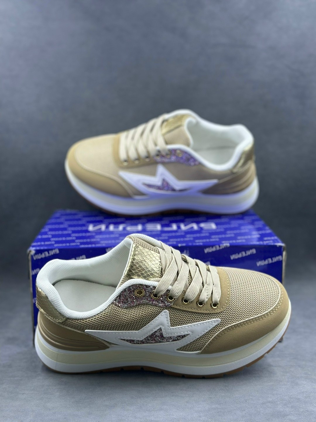 кроссовки женскиe,кроссовки,бежевые кроссовки,кроссовки модные, кроссовки