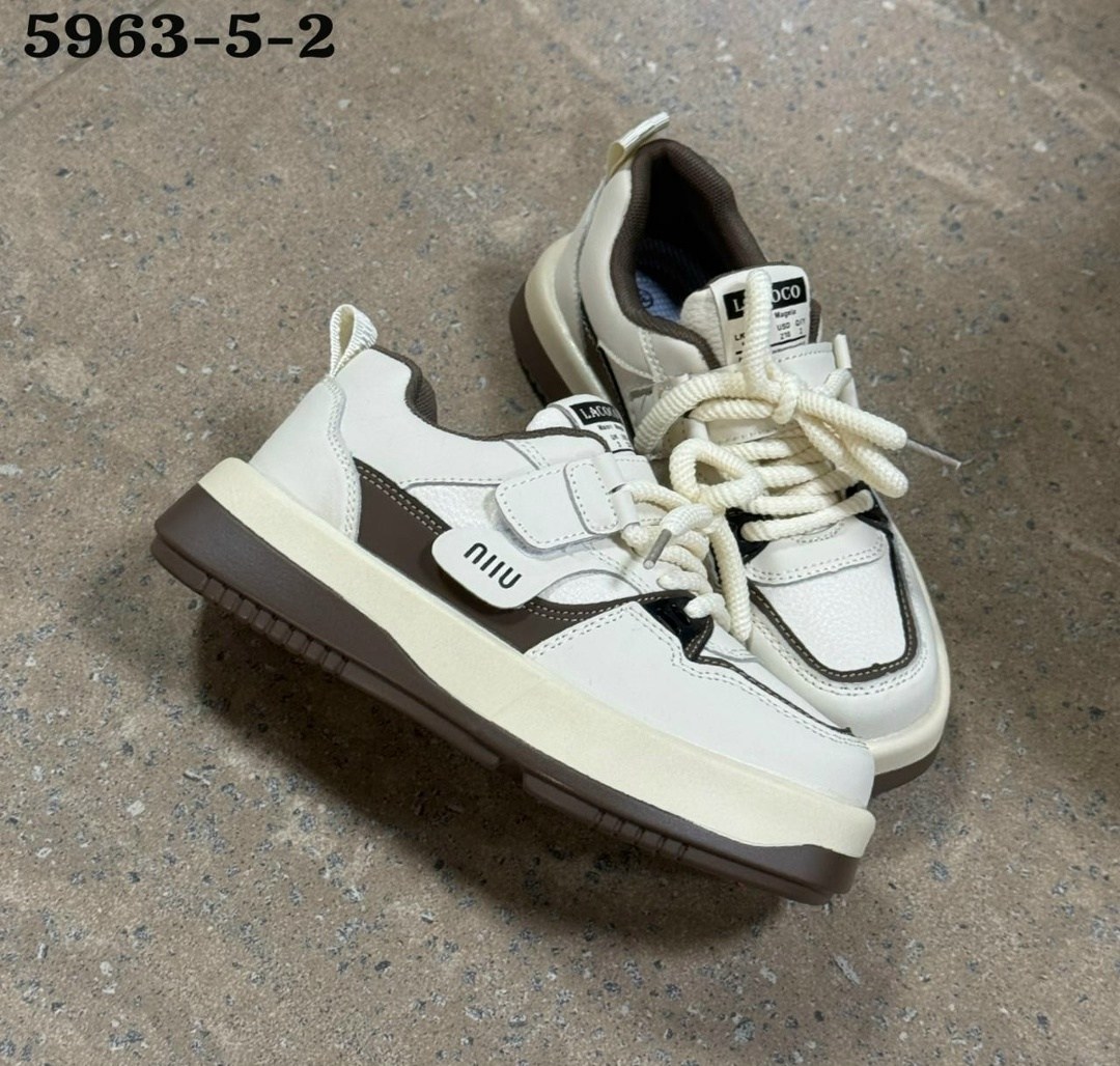 ,кроссовки женские,повседневные кроссовки,спортивная ,кроссовки модные