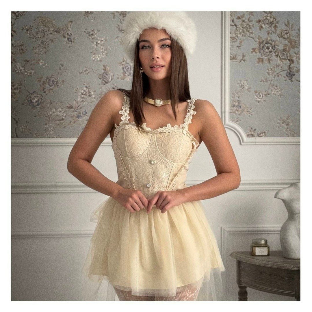 зимние наряды,шикарные платья,мода модная,модная одежда,зимний стиль одежды