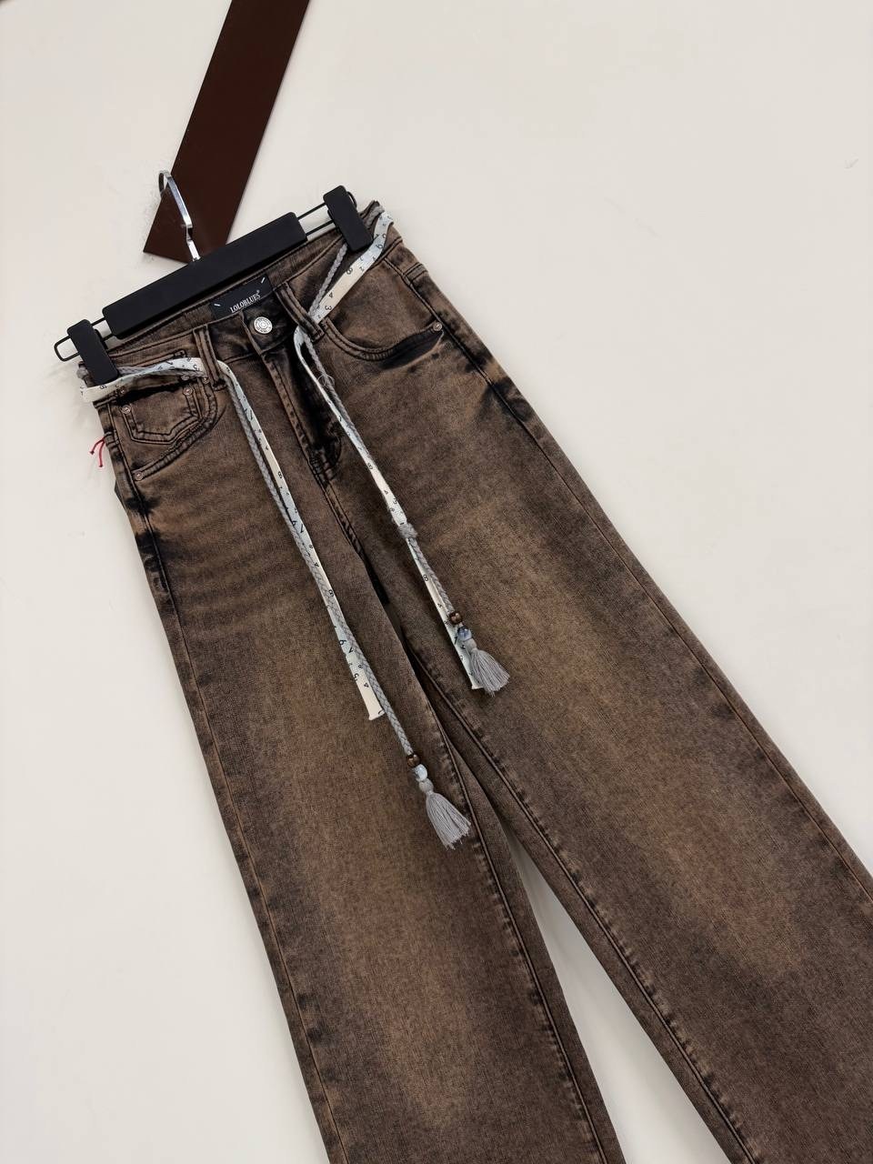 женские джинсы,джинсы широкие,джинсы повседневные,джинсы цвета мокко,джинсы