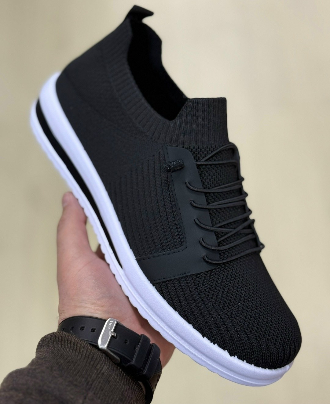 ,кроссовка мужской,мужские кроссовки,спортивная  мужская,мужская  кроссовки