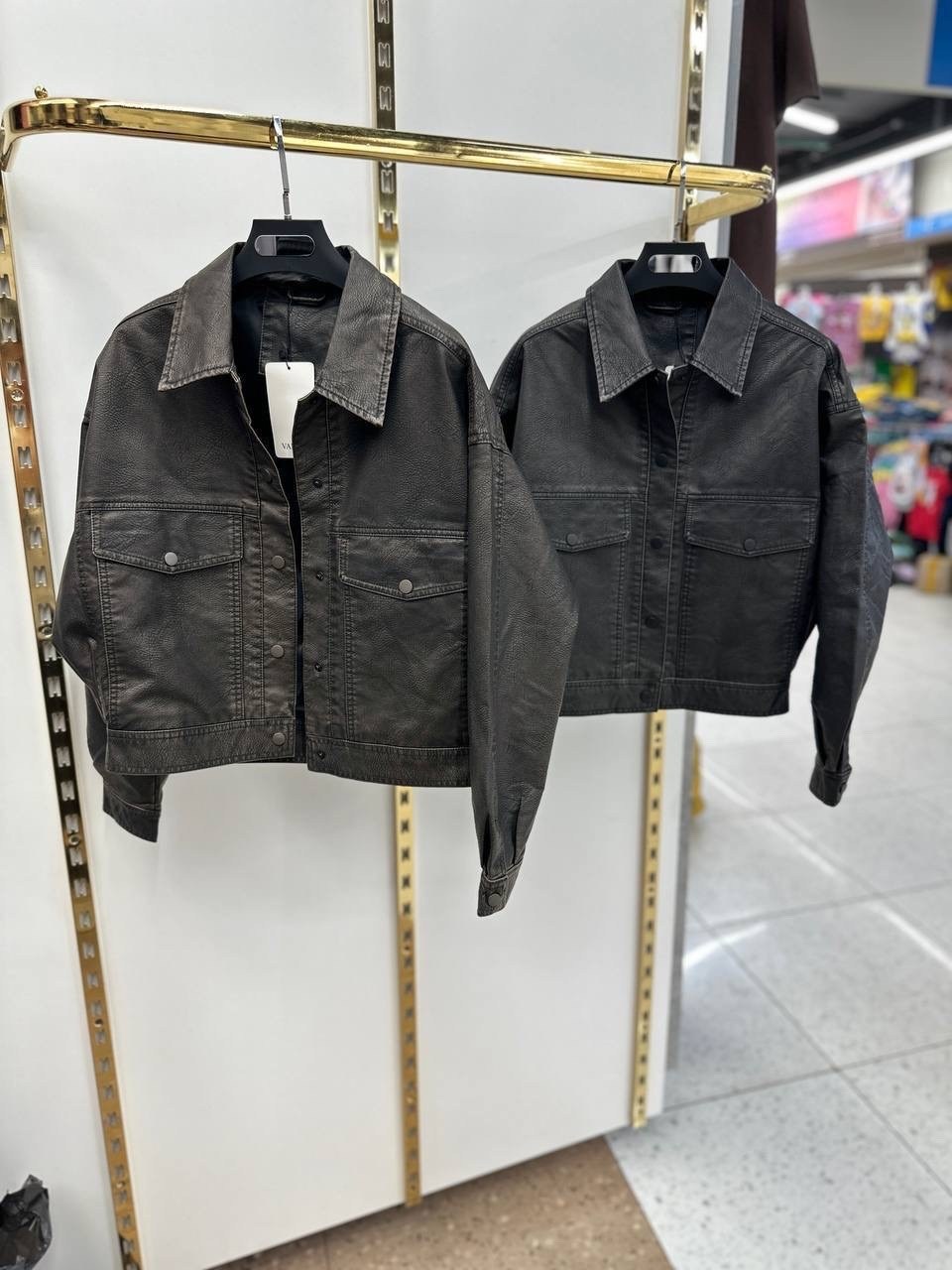 женская кожаная куртка,кожаная куртка,женская куртка,куртка,куртка косуха