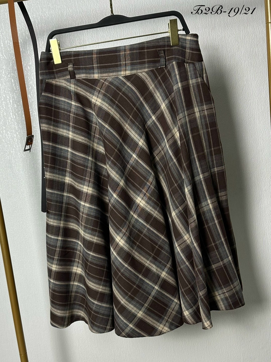 юбка,фасоны юбки,юбка женская,юбка с поясом,миди юбка