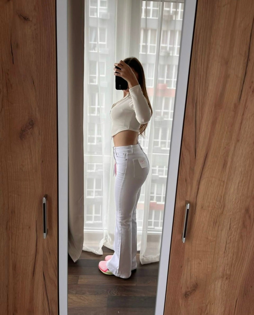 белые джинсы,белые брюки,мода стиль