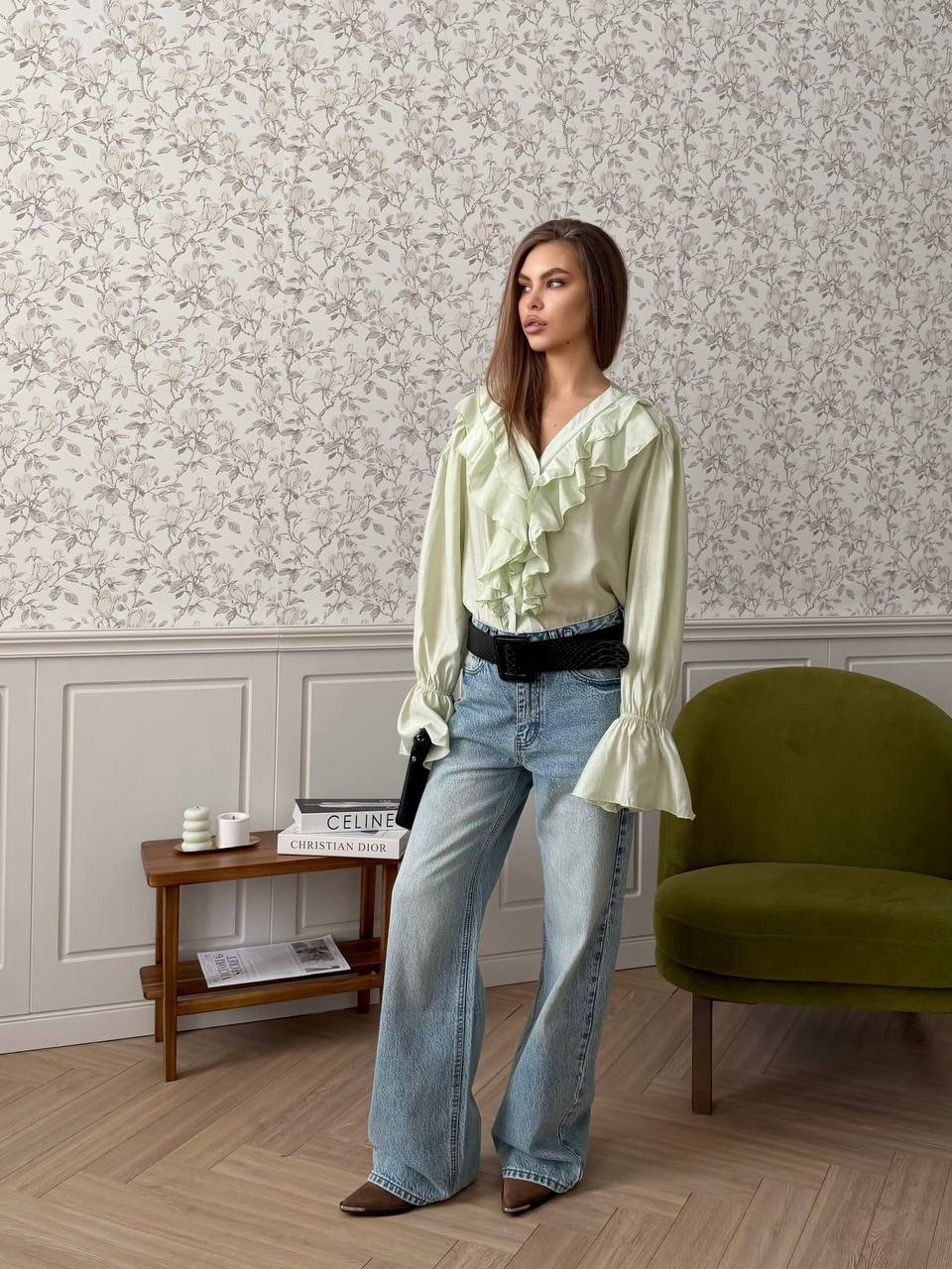 блузка с оборками,рубашка с рюшами,женская рубашка с рюшами,женская блузка,рубашка с оборками