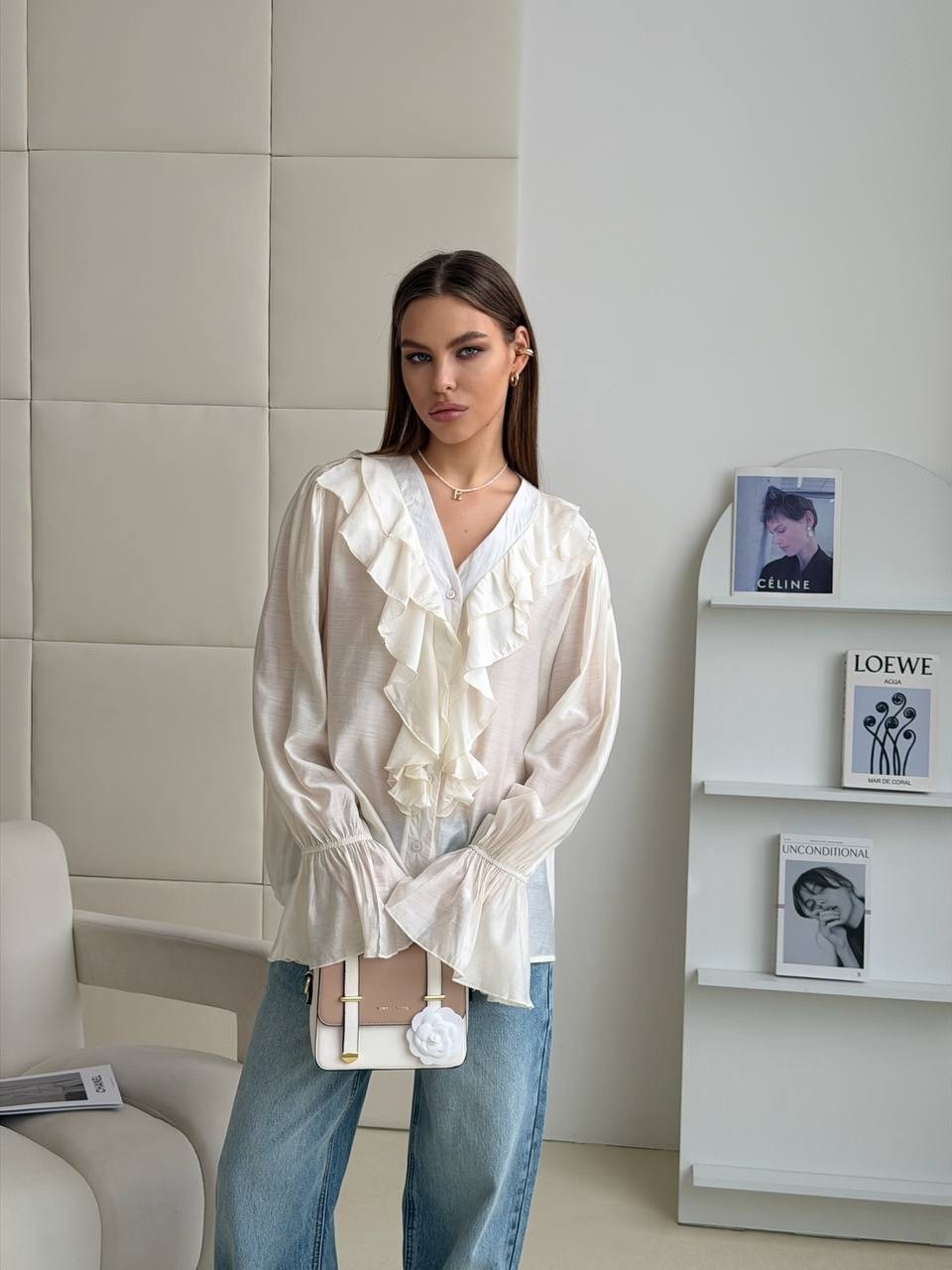 блузка с оборками,блузка с воланом,женская рубашка с рюшами,блуза,блузка женская