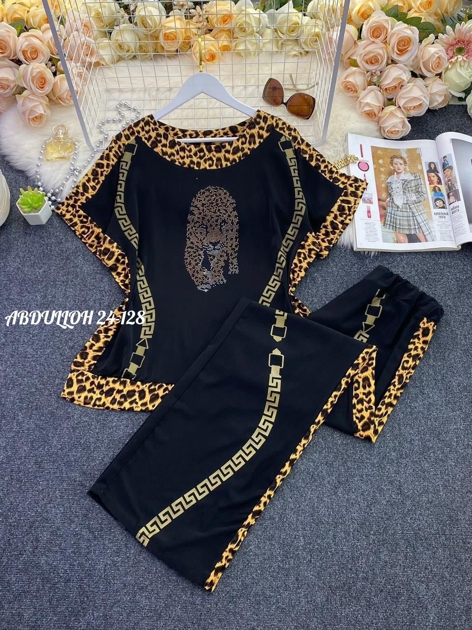 шикарный костюм двойка,костюм женский двойка с леопардом,женский костюм,женский костюм двойка,костюм с принтом