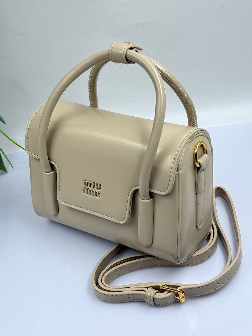 сумка miu miu,женская сумка miu miu,сумка miu miu на короткой ручке,сумка миу миу,сумка