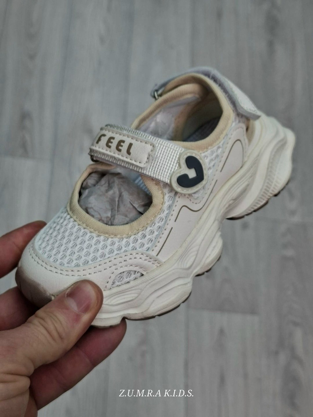 детские сандалии,сандалии,босоножки детские,детские кроссовки,