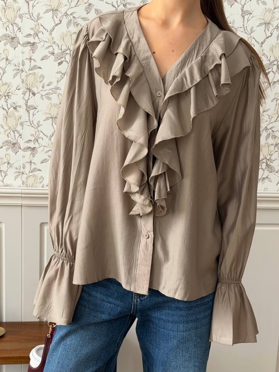 блузка с оборками,блузка модель,женская блузка