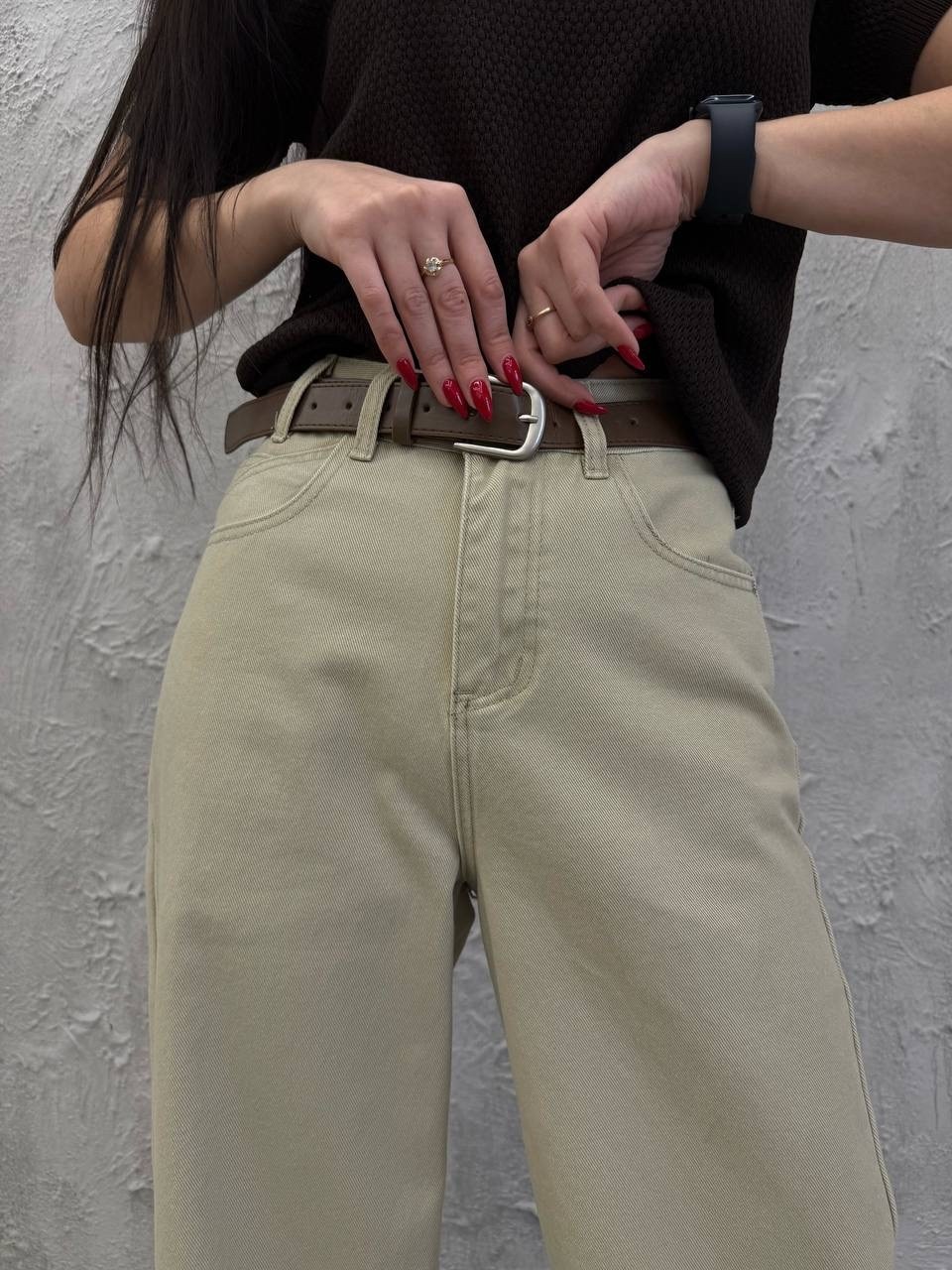 белые джинсы,белые широкие джинсы,белые брюки,брюки джинсы,джинсы модные