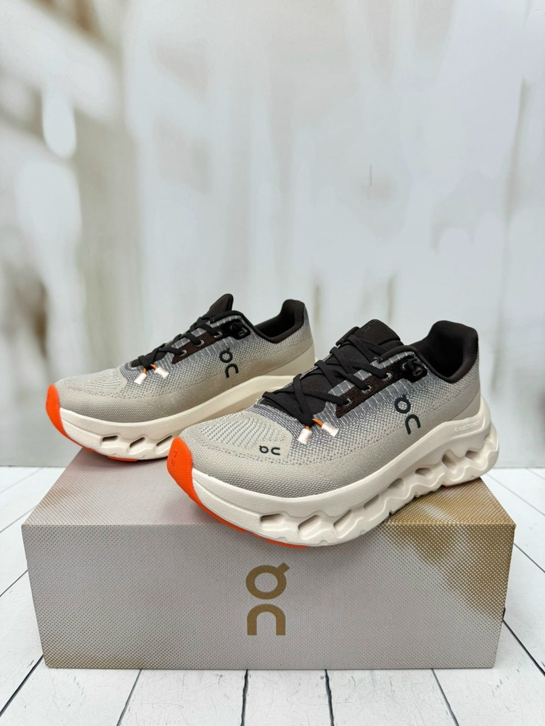 кроссовки on cloudtilt,кроссовки,кроссовки cloudsurfer on running серый,on-running-cloudtilt-кроссовки,спортивные кроссовки