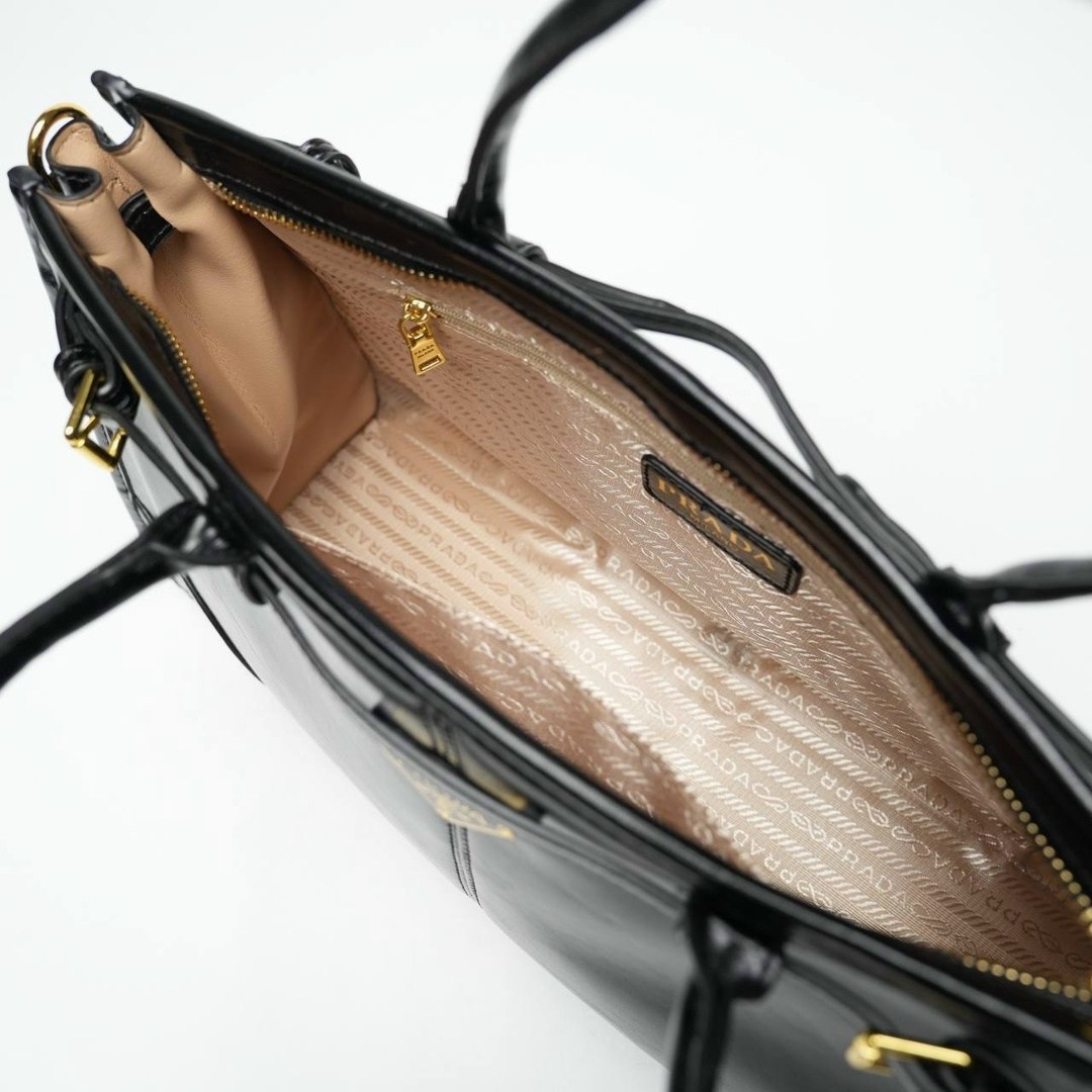 сумки,сумка саквояж эконика черная,сумка-саквояж,женская кожаная сумка,сумка женская