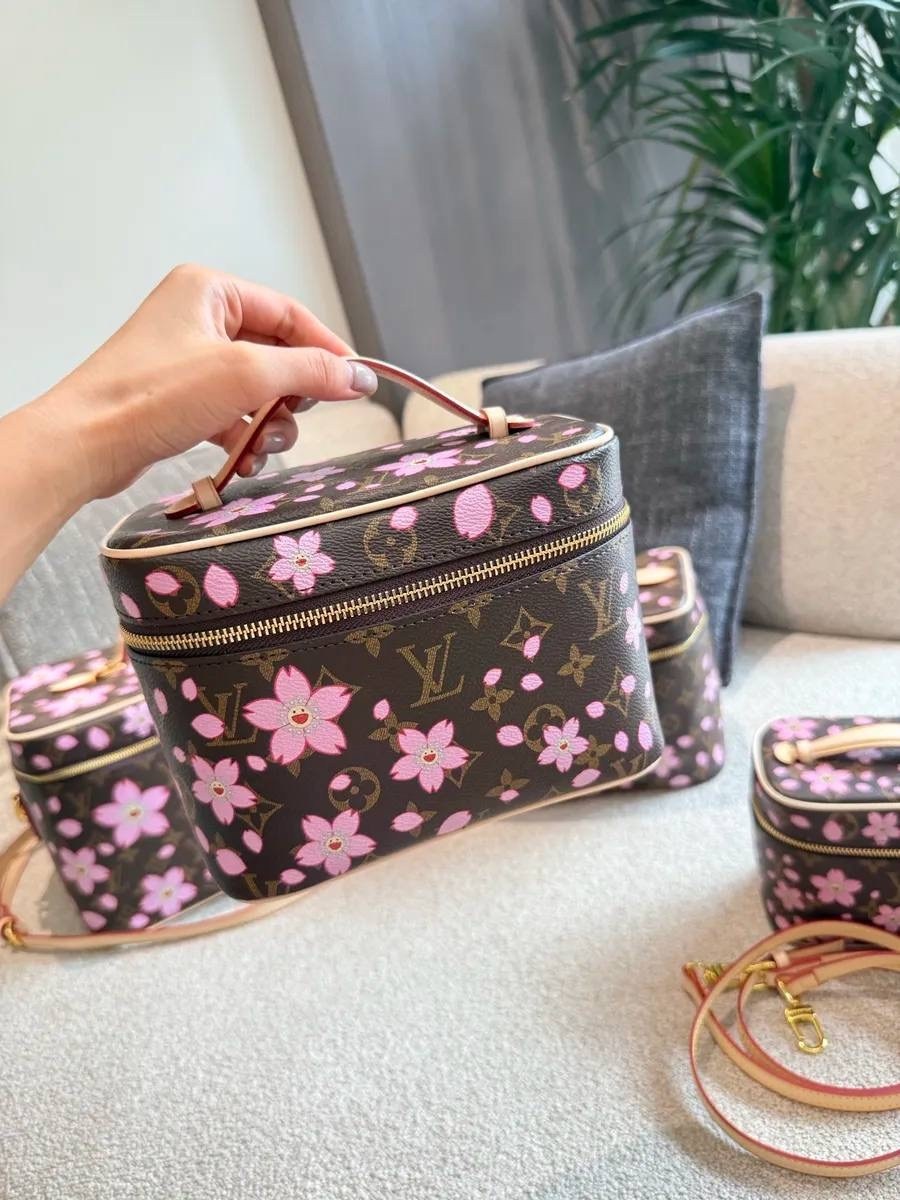 косметичка louis vuitton,луи виттон косметичка,косметичка,косметичка сумочка,женская косметичка