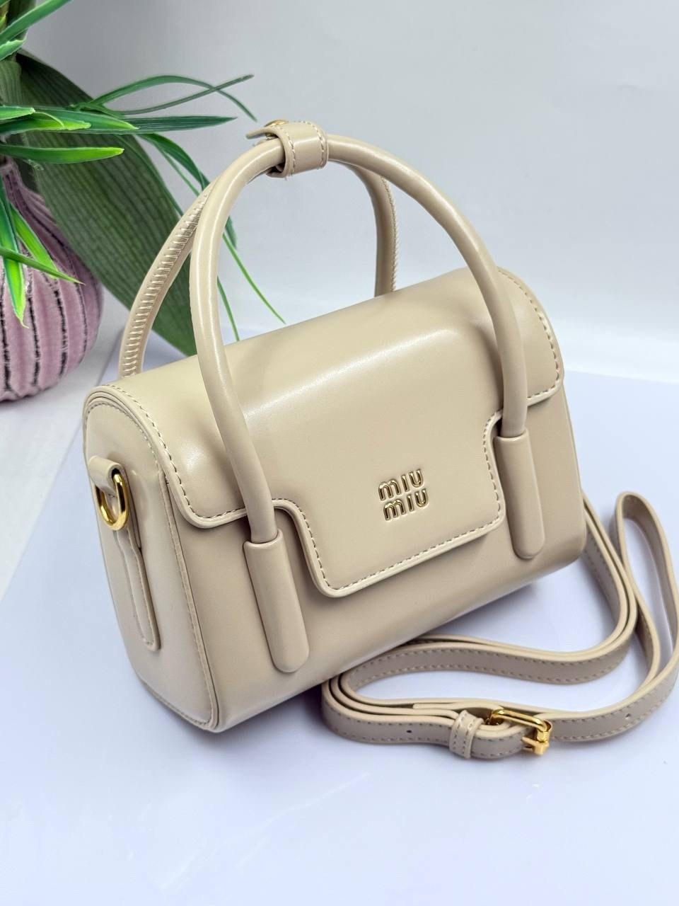 сумка miu miu,женская сумка miu miu,сумка miu miu на короткой ручке,сумка миу миу,сумка