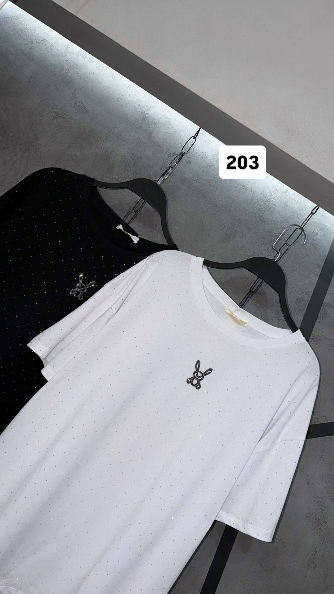 женская футболка,футболка со стразами,футболки и топы,футболка женская белая,футболка с лого