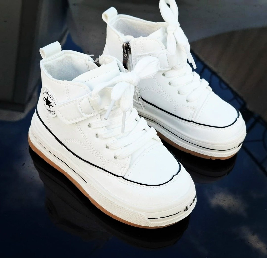 ,кроссовки мальчику,спортивная ,модная детская ,кроссовки женскиe