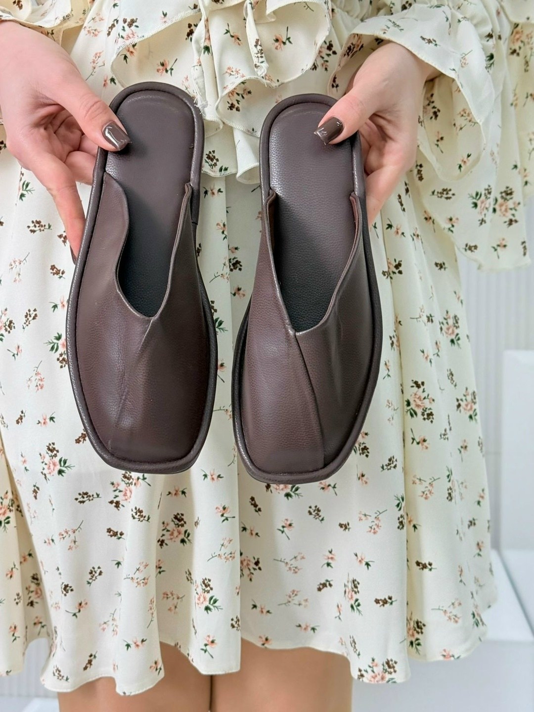 ,шлепки кожаные,татарские кожаные тапочки,шлепки кожаные женские,кожаные тапочки