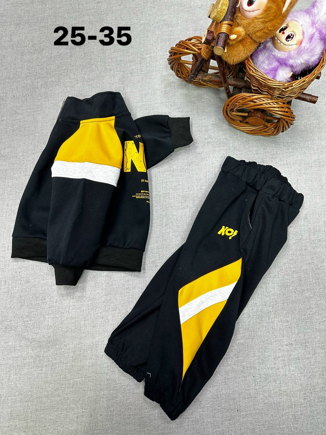 спортивный костюм на мальчика,детский костюм спортивный,спортивные костюм,детский костюм,детские спортивные костюмы