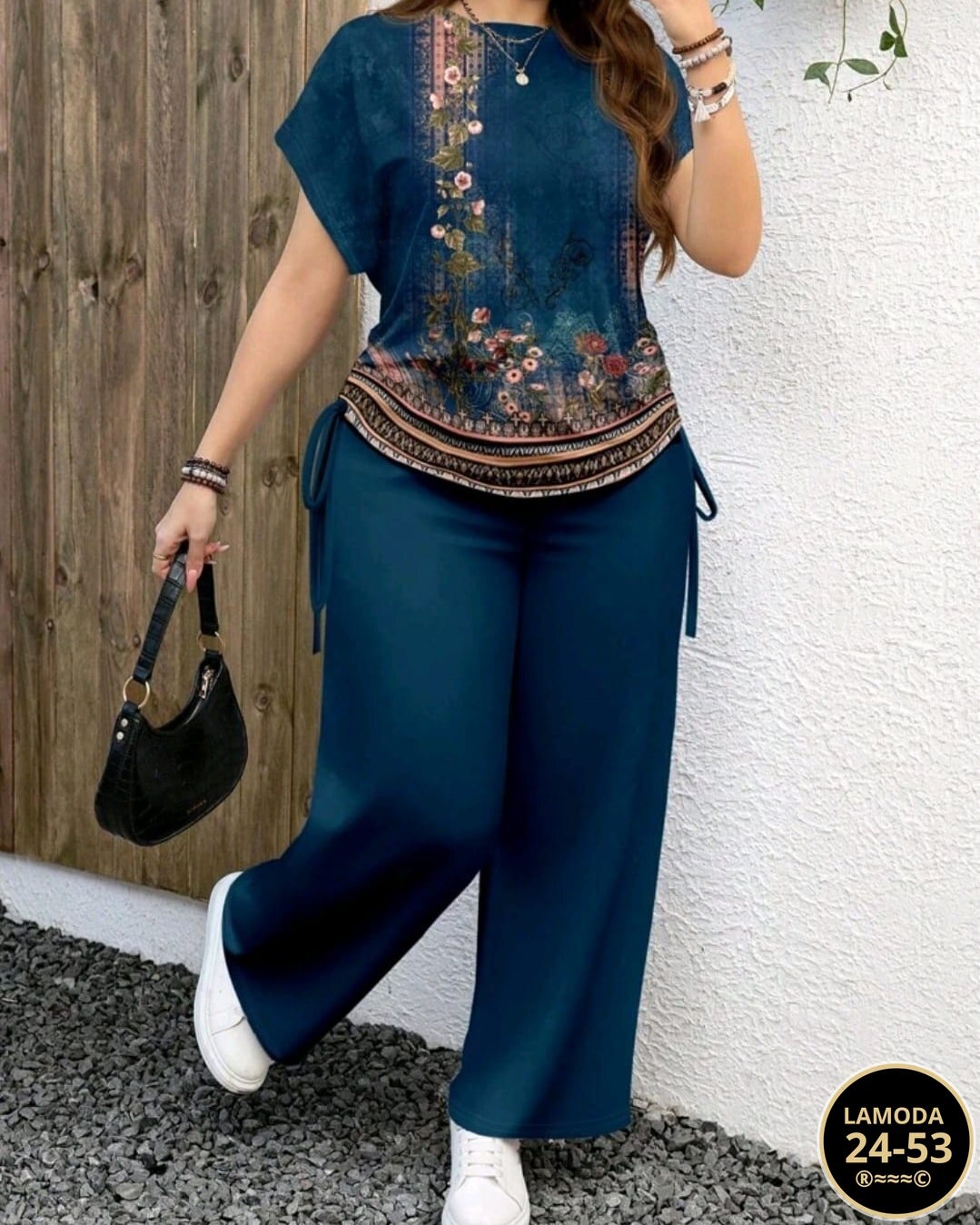 женские костюмы больших размеров,брючный костюм больших размеров,костюм женский брючный,брючный костюм женский большие размеры,костюм с брючками