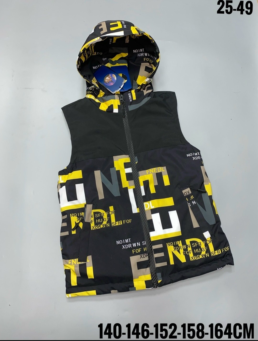 демисезонный жилет,жилет с утеплителем,жилет детский,жилет подростковая,жилетка детская