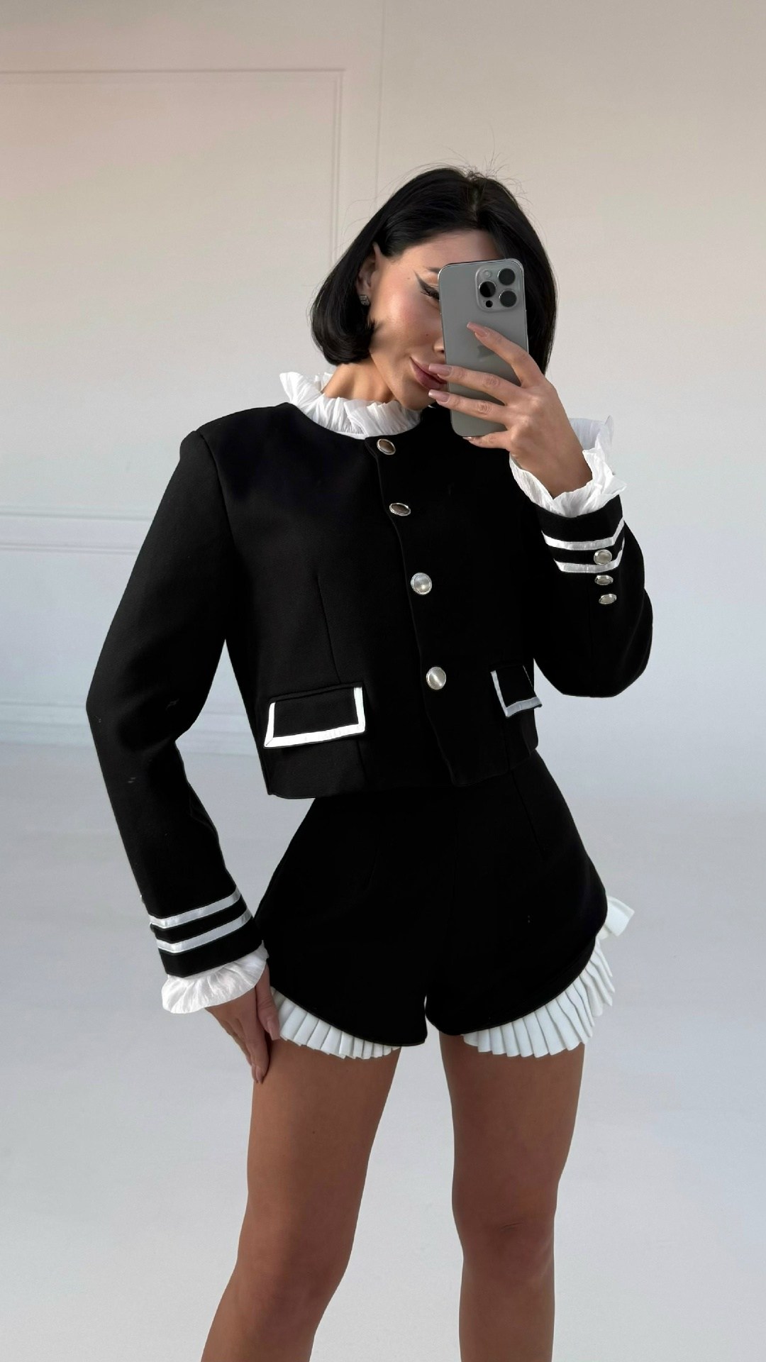 стильные костюмы,блузка элегантная,женские костюмы,одежда комплект,костюм в стиле платье-пиджак и воротником жабо на выпускной bezko